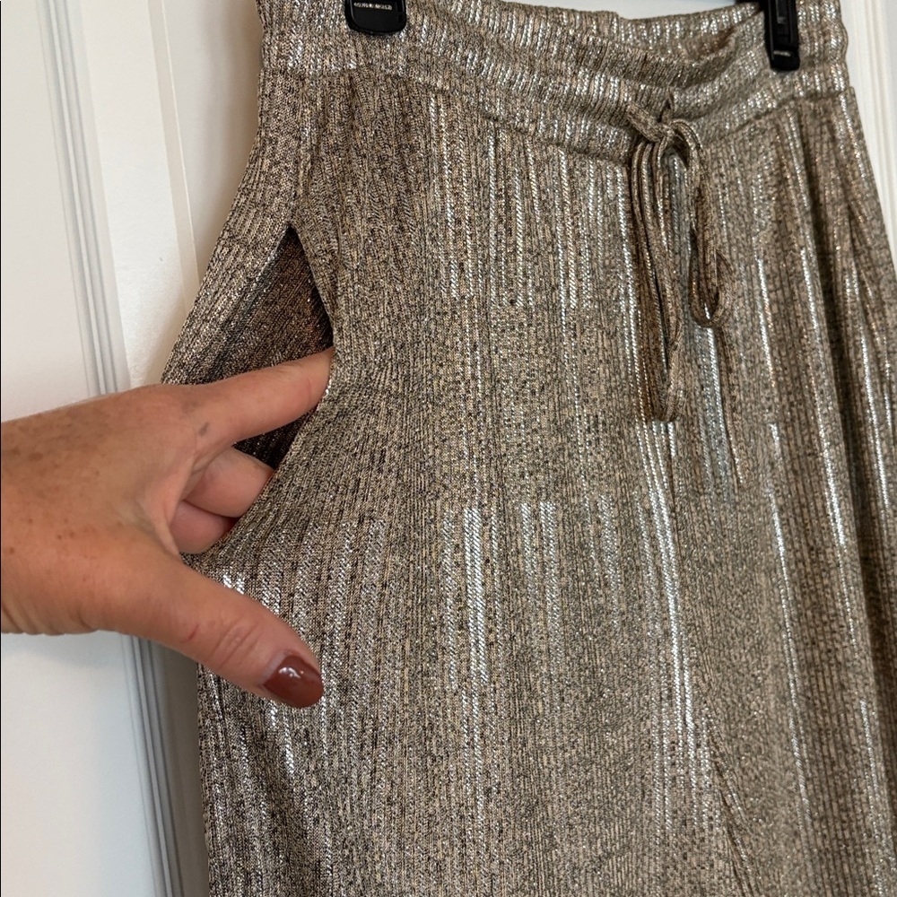 BISHOP & YOUNG gold glittery joggers - Picture 3 of 11